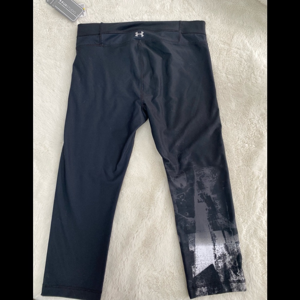 🧘‍♀️ Under Armour NWT Capri leggings M - Picture 3 of 4